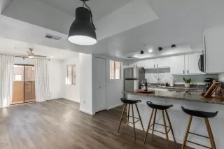 Photo #1: 6168273 Listing