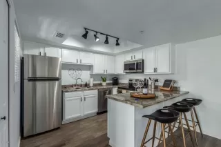 Photo #2: 6168273 Listing