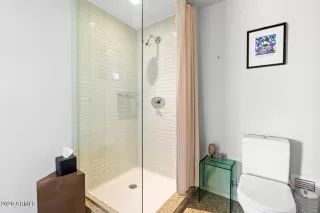 Photo #5: 6168323 Listing
