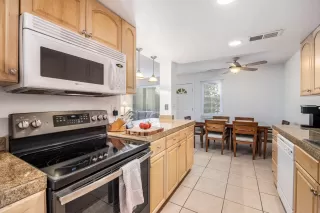 Photo #5: 6168411 Listing