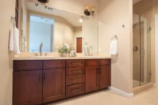 Photo #6: 6168660 Listing
