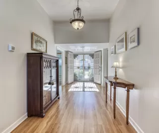 Photo #4: 6168710 Listing