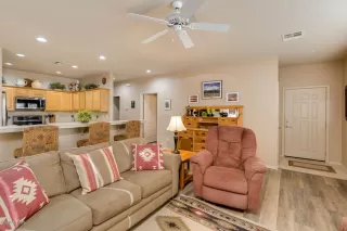 Photo #4: 6168716 Listing