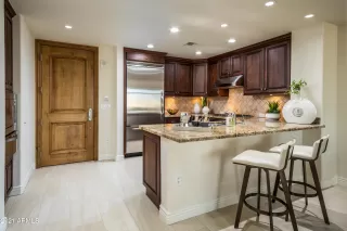 Photo #4: 6168837 Listing 