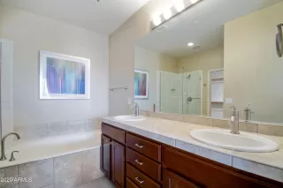 Photo #6: 6169017 Listing 