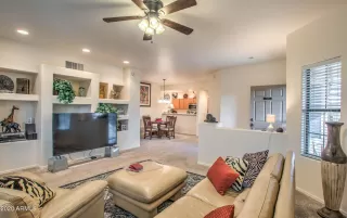 Photo #6: 6169164 Listing
