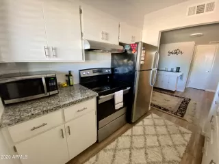 Photo #6: 6169394 Listing