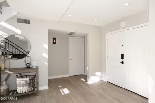 Photo #3: 6169817 Listing 