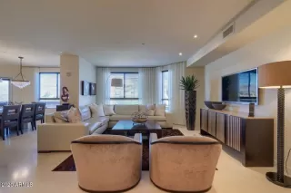 Photo #2: 6169833 Listing