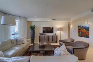 Photo #5: 6169833 Listing