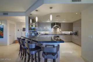 Photo #6: 6169833 Listing