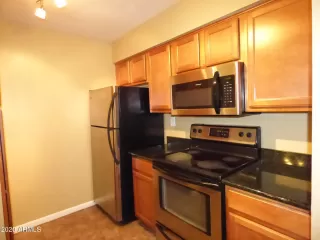 Photo #3: 6169924 Listing