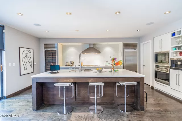 MLS: 6170180 Condo For Sale