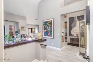 Photo #6: 6170253 Listing