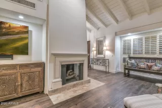 Photo #5: 6170584 Listing 