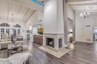 Photo #6: 6170584 Listing 