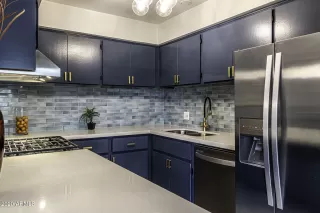 Photo #5: 6170767 Listing