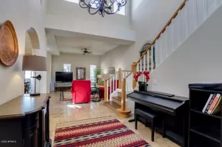 Photo #5: 6170820 Listing
