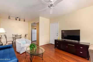 Photo #2: 6170826 Listing 