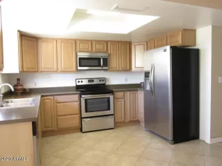 Photo #2: 6170857 Listing