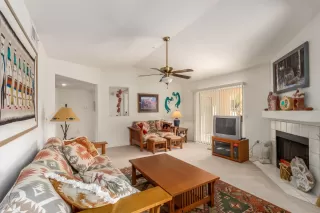 Photo #4: 6171065 Listing