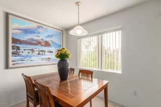 Photo #5: 6171065 Listing