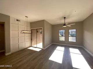 Photo #2: 6171197 Listing