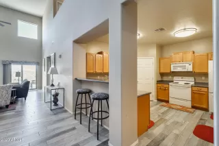 Photo #2: 6171297 Listing 