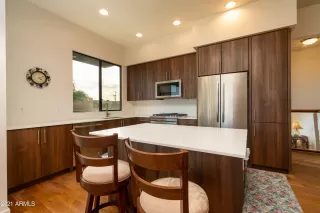 Photo #5: 6171462 Listing