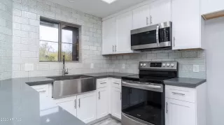Photo #3: 6171705 Listing