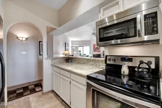 Photo #6: 6171756 Listing