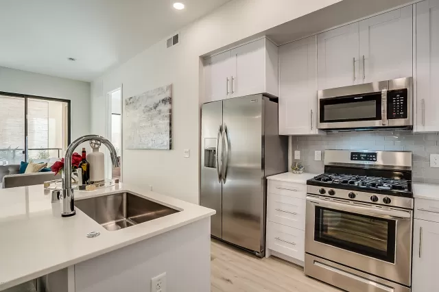 MLS: 6172385 Condo For Sale