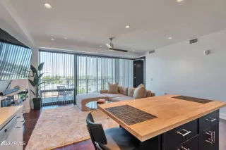 Photo #5: 6172588 Listing