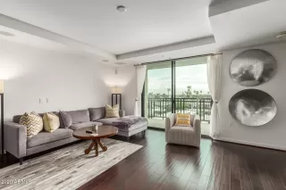 Photo #6: 6172659 Listing