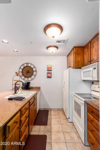 Photo #6: 6172710 Listing