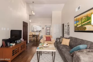 Photo #2: 6172816 Listing 
