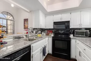 Photo #4: 6172816 Listing 