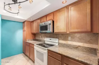 Photo #4: 6173053 Listing