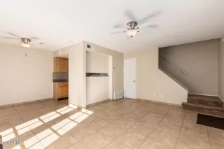 Photo #2: 6173065 Listing