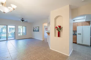 Photo #5: 6173073 Listing