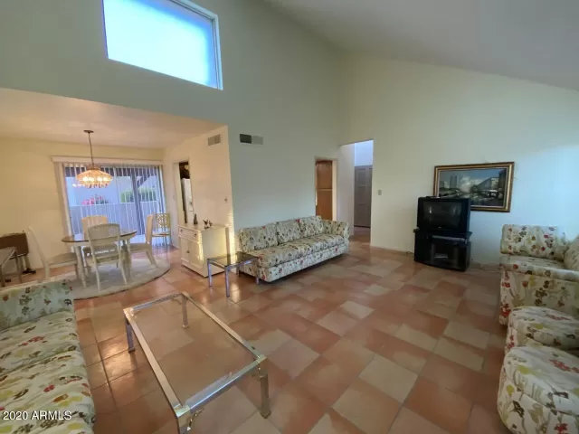 MLS: 6173086 Condo For Sale