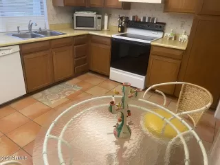 Photo #2: 6173086 Listing 