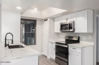 Photo #6: 6173107 Listing 