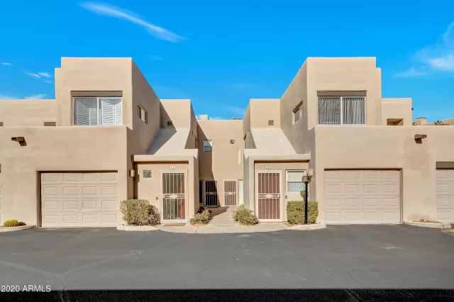 MLS: 6173360 Condo For Sale