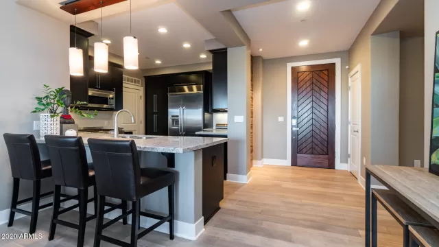 MLS: 6173452 Condo For Sale