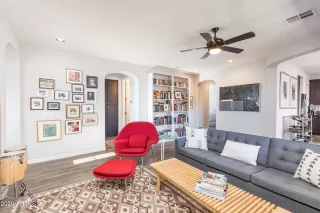 Photo #3: 6173594 Listing