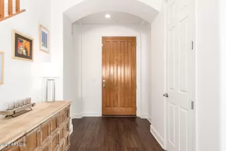 Photo #2: 6173595 Listing