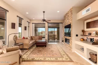 Photo #2: 6173919 Listing
