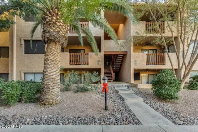 MLS: 6173949 Condo For Sale