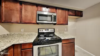 Photo #6: 6174252 Listing